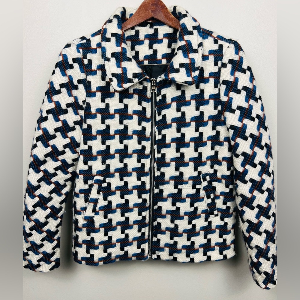 Retro Geometric Pattern Jacket – Retro Zip-Up Statement Jacket – Fits M/L - Picture 3 of 12